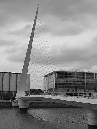 Tango bridge