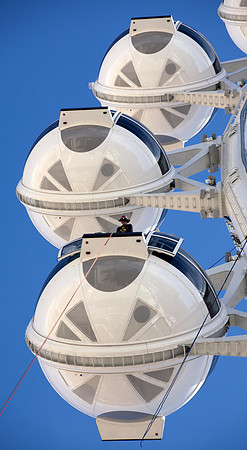 Las Vegas Wheel fireman's escape