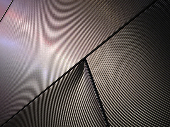 Metal structure