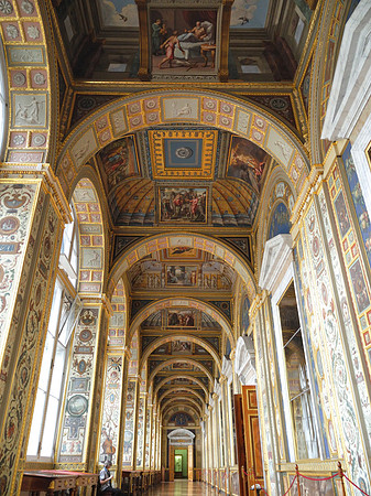 Hermitage inside
